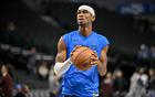 球砸不倒，撐起聯盟運轉的NBA球童英雄，揭秘日常汗水斗爭。